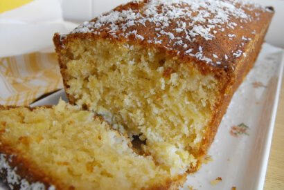 Thumbnail for Bolo de coco e ananás