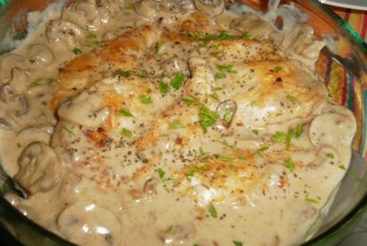 Thumbnail for Bifes de Frango com Cogumelos e Molho de Natas