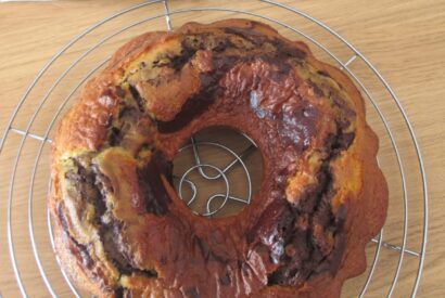 Thumbnail for Bolo de Mármore