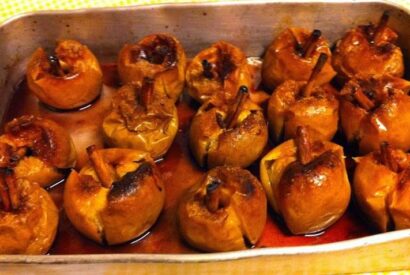 Thumbnail for Receita de Maças Assadas Com Vinho do Porto – Deliciosas