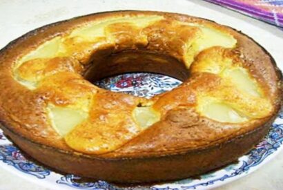 Thumbnail for Bolo de Ananás e Canela Húmido