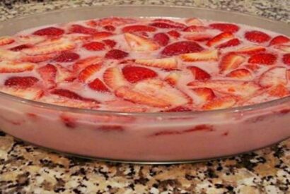 Thumbnail for Doce Rápido de Morango – Delicioso
