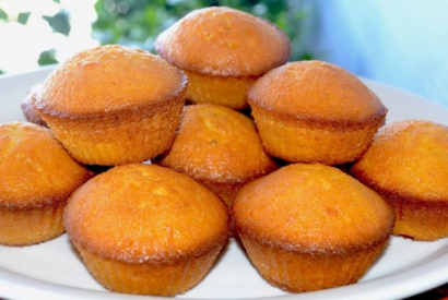 Thumbnail for Queques de Cenoura Deliciosos e Super Facil  – Preparam-se em 10 minutos