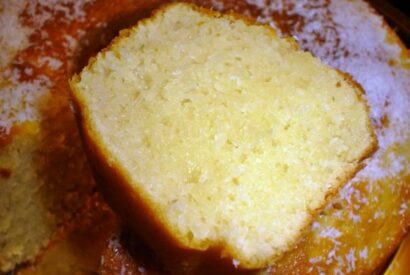 Thumbnail for Bolo de Coco.. Rapido, Facil e Delicioso