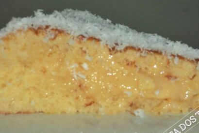 Thumbnail for Bolo Fresco de Coco… Uma delicia!