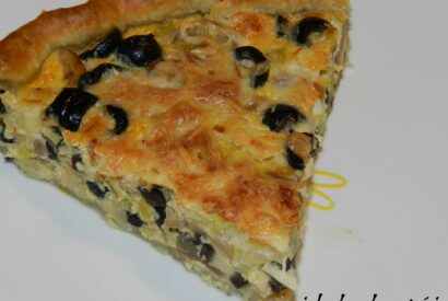 Thumbnail for Quiche de alho francês com cogumelos e azeitonas