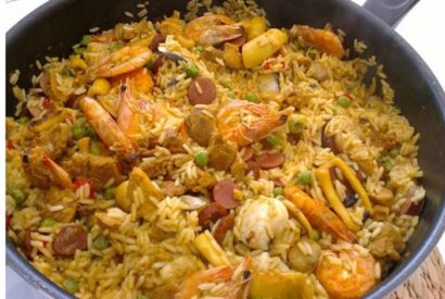 Thumbnail for Arroz á Valenciana – Um Prato Cheio de Sabor