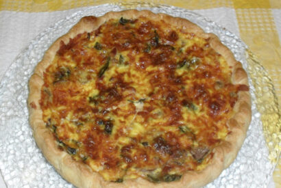 Thumbnail for Quiche de atum e bacon- Aqui fica uma ideia para uma refeição prática e que pode servir para levar para o trabalho, pode ser servida com uma salada e com uma sopa e temos uma refeição completa!