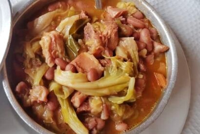Thumbnail for Feijoada à Transmontana que é de comer e chorar por mais