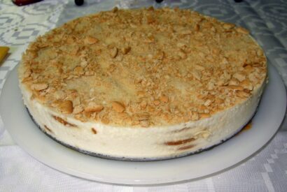 Thumbnail for Clara de Sousa revela como faz o seu Bolo de Bolacha que fica divinal…