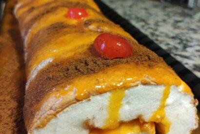 Thumbnail for Torta de Claras com Doce de Ovos – Leve, Fofa e Irresistível!