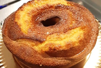 Thumbnail for Bolo de Laranja Fofinho e Húmido: Receita Caseira e Fácil