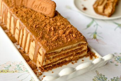 Thumbnail for Bolo de Bolacha Lotus Biscoff (O melhor Bolo de bolacha que já provamos)
