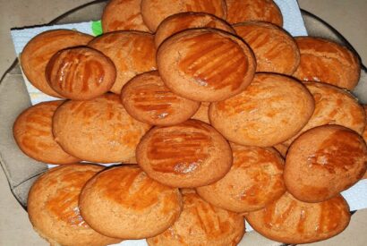 Thumbnail for Bolinhos de Mel e Azeite Tradicionais – Receita Caseira e Económica
