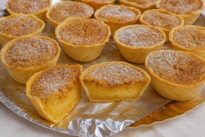 Thumbnail for Queijadas de Laranja e Amêndoa – Receita Tradicional Portuguesa