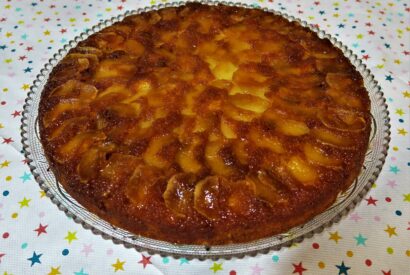 Thumbnail for Bolo de Maçã Caramelizado