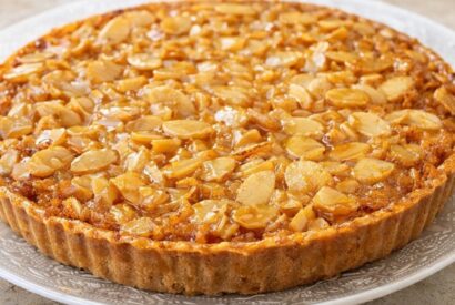 Thumbnail for Tarte de Amêndoa Caseira…