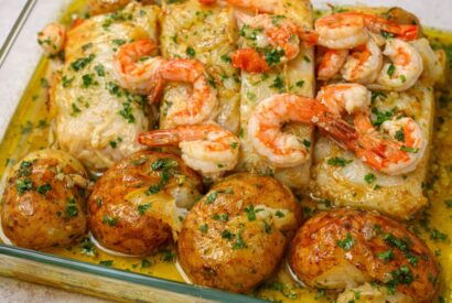 Thumbnail for Bacalhau com Camarão no Forno (Receita Fácil e Divinal)