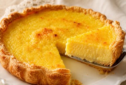 Thumbnail for Esta Tarte de Coco é uma verdadeira tentação para quem adora sobremesas simples e cheias de sabor.