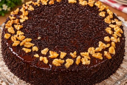 Thumbnail for BOLO DE CHOCOLATE E NOZES